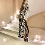 Suadhan Hotel 2*