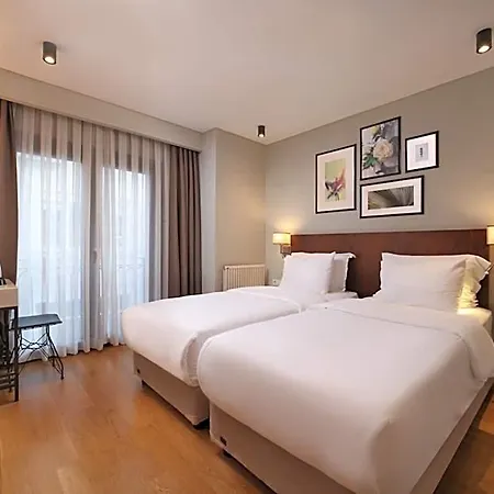 Suadhan Hotel 2*